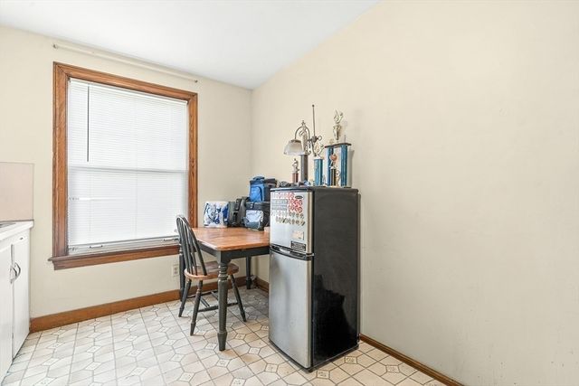 20 Dean Ave, Dracut, MA 01826