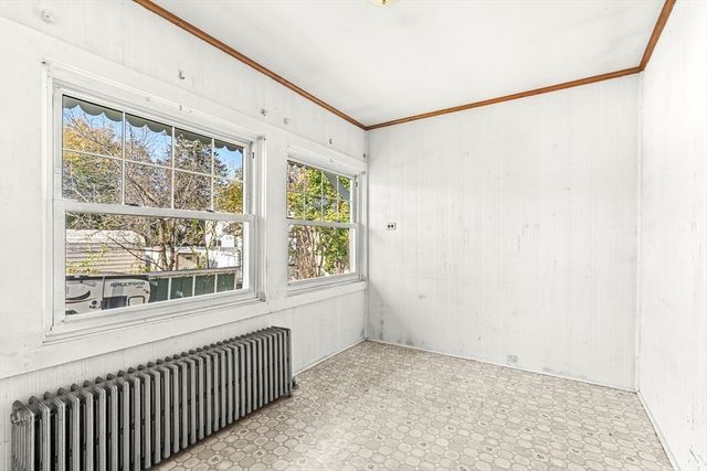 20 Dean Ave, Dracut, MA 01826