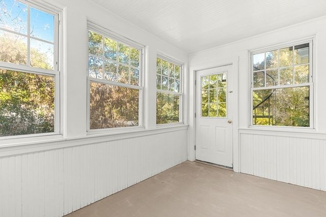 20 Dean Ave, Dracut, MA 01826