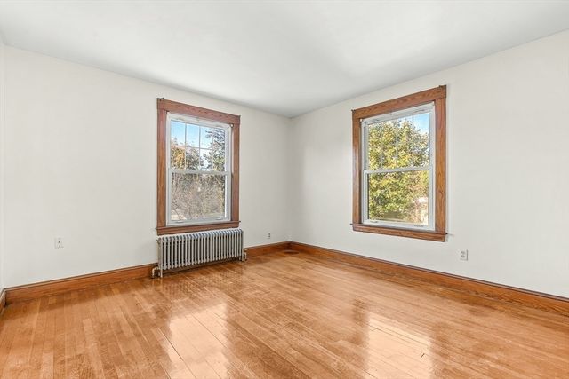 20 Dean Ave, Dracut, MA 01826