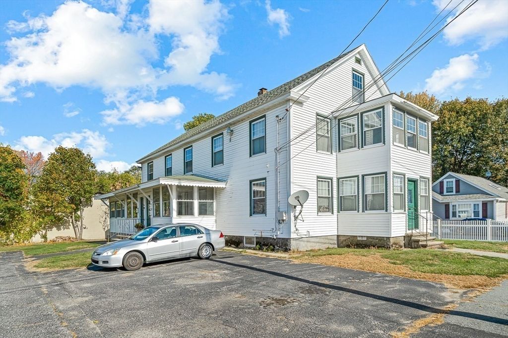 20 Dean Ave, Dracut, MA 01826