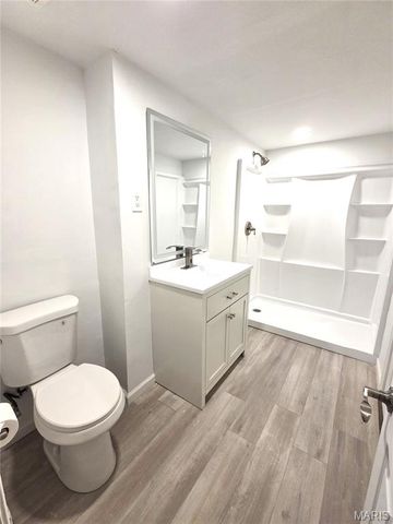 8578 Drury Lane, St Louis, MO 63147