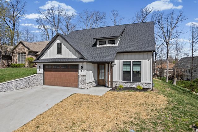 4809 MAPLE LEAF DR, Columbia, MO 65201