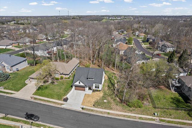 4809 MAPLE LEAF DR, Columbia, MO 65201