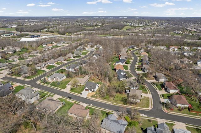 4809 MAPLE LEAF DR, Columbia, MO 65201