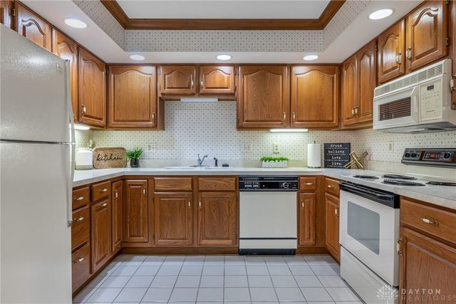 2592 Vienna Estates Drive, Miami Twp, OH 45459