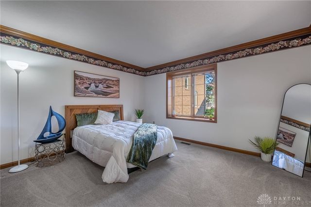 2592 Vienna Estates Drive, Miami Twp, OH 45459