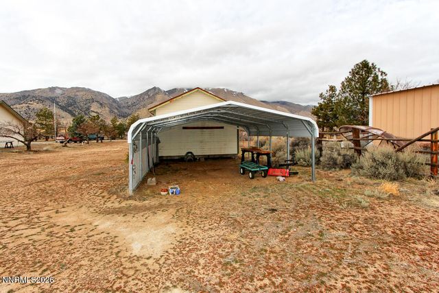 16 Mesa Drive, Smith Valley, NV 89444