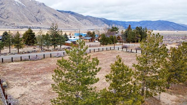 16 Mesa Drive, Smith Valley, NV 89444