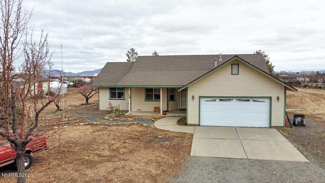 16 Mesa Drive, Smith Valley, NV 89444