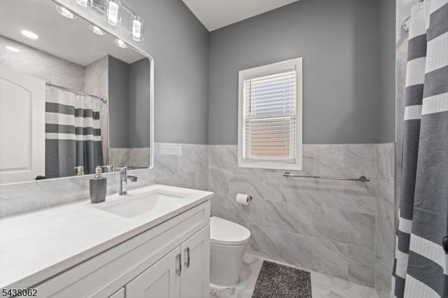119 Rock Hill Rd, Clifton City, NJ 07013