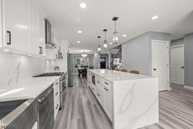 119 Rock Hill Rd, Clifton City, NJ 07013