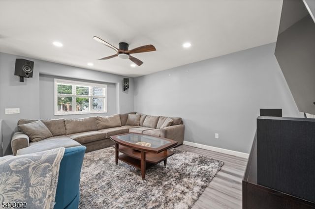 119 Rock Hill Rd, Clifton City, NJ 07013