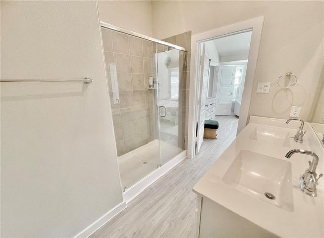 26544 Eternal Drive, La Marque, TX 77568