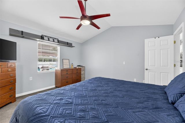 926 HILLGROVE LANE, Auburndale, FL 33823