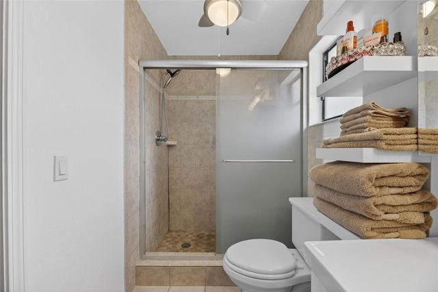 926 HILLGROVE LANE, Auburndale, FL 33823