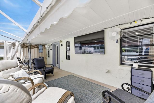 926 HILLGROVE LANE, Auburndale, FL 33823