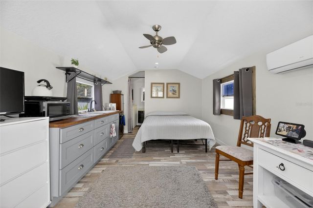 926 HILLGROVE LANE, Auburndale, FL 33823