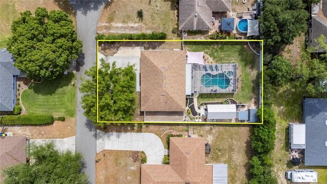 926 HILLGROVE LANE, Auburndale, FL 33823