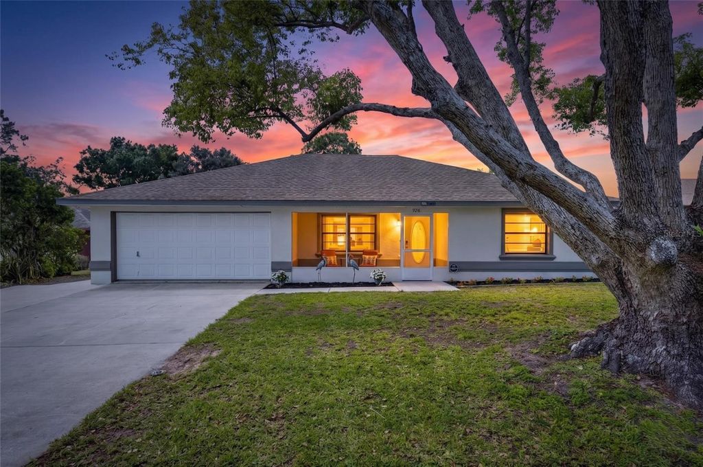 926 HILLGROVE LANE, Auburndale, FL 33823