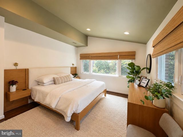 4836 7TH ST S, Arlington, VA 22204