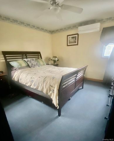 171 Pauline Street, Holbrook, NY 11741