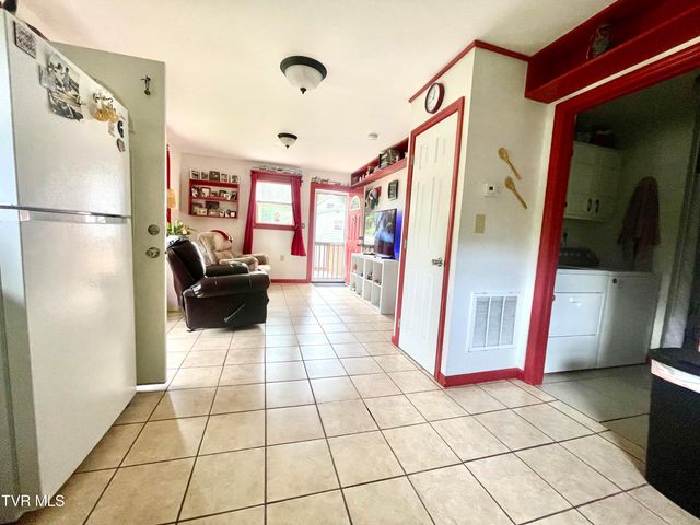 6483 Cleveland Road, Cleveland, VA 24225
