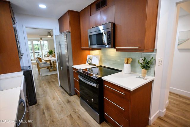 1820 SEVILLA Boulevard 205, Atlantic Beach, FL 32233