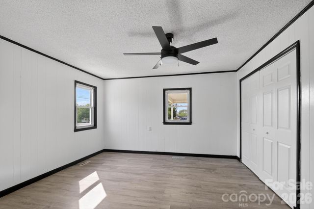 4163 Horseshoe Bend Road, Hudson, NC 28638