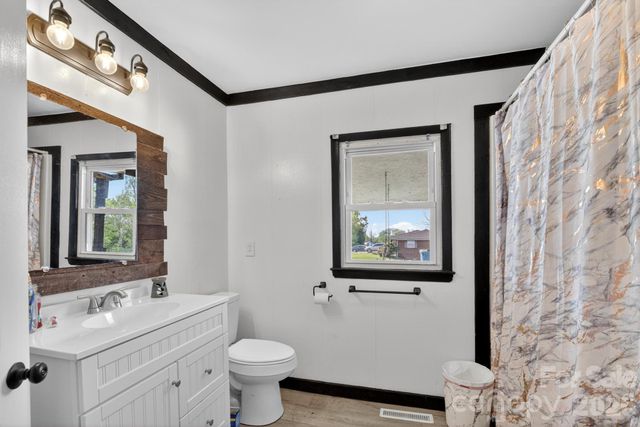 4163 Horseshoe Bend Road, Hudson, NC 28638