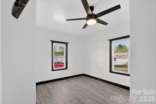 4163 Horseshoe Bend Road, Hudson, NC 28638