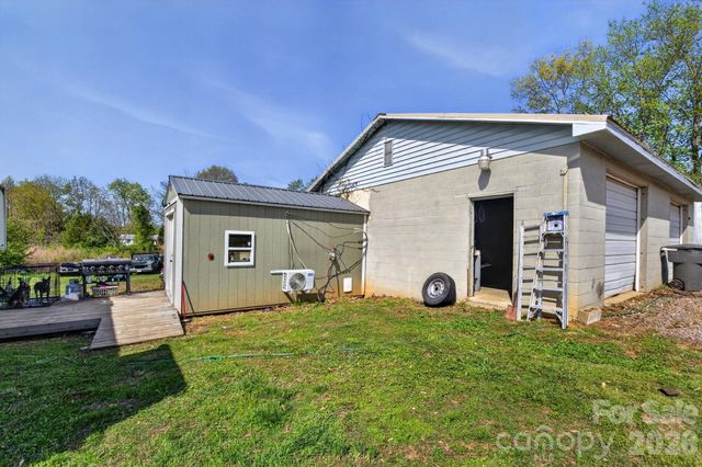 4163 Horseshoe Bend Road, Hudson, NC 28638