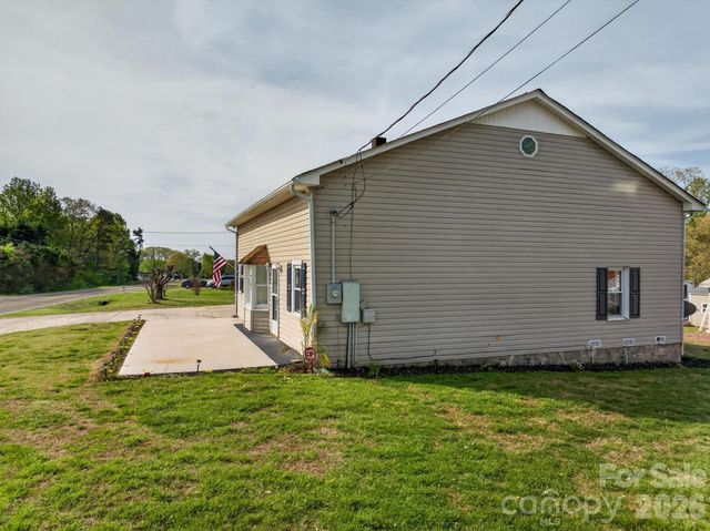 4163 Horseshoe Bend Road, Hudson, NC 28638