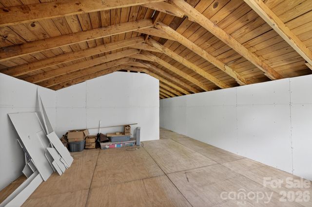 4163 Horseshoe Bend Road, Hudson, NC 28638