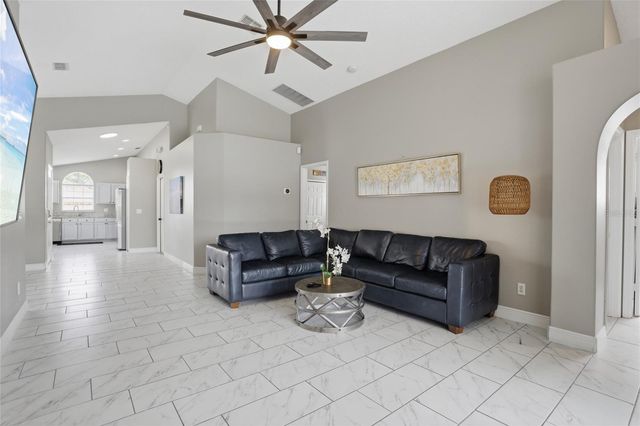 2657 ONEIDA LOOP, Kissimmee, FL 34747