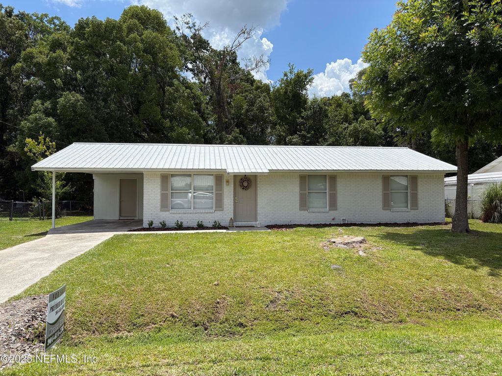 1002 N THOMPSON Street, Starke, FL 32091