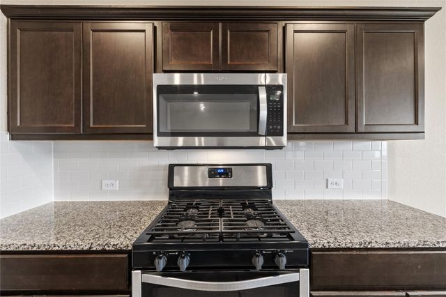 2905 Maryanne LN, Pflugerville, TX 78660