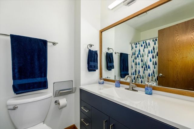 1448 NW 90th Street, Clive, IA 50325