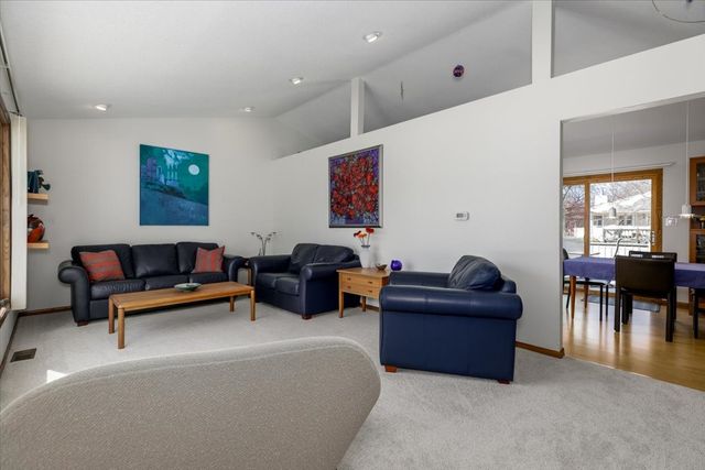 1448 NW 90th Street, Clive, IA 50325