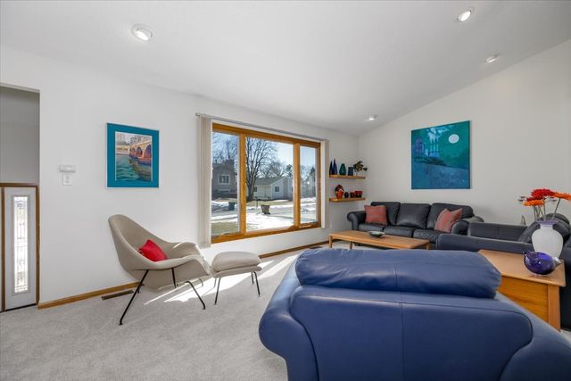 1448 NW 90th Street, Clive, IA 50325