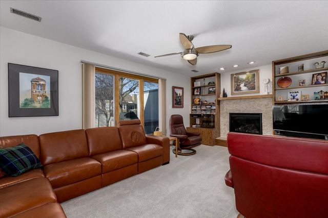 1448 NW 90th Street, Clive, IA 50325