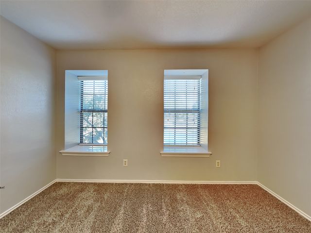 1920 Oakbluff Drive, Carrollton, TX 75007