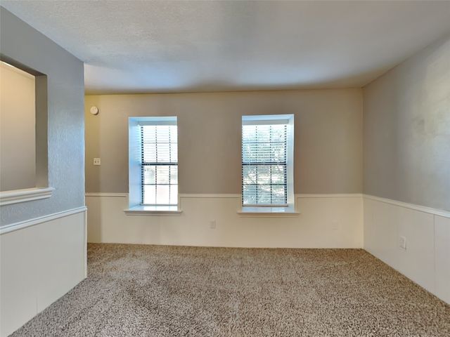 1920 Oakbluff Drive, Carrollton, TX 75007