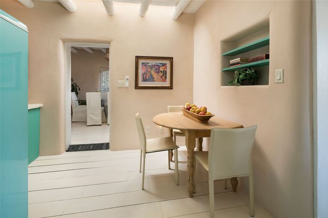 515-519 Camino Del Monte Sol, Santa Fe, NM 87505