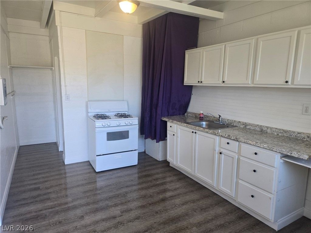 1911 Princeton Street C, North Las Vegas, NV 89030