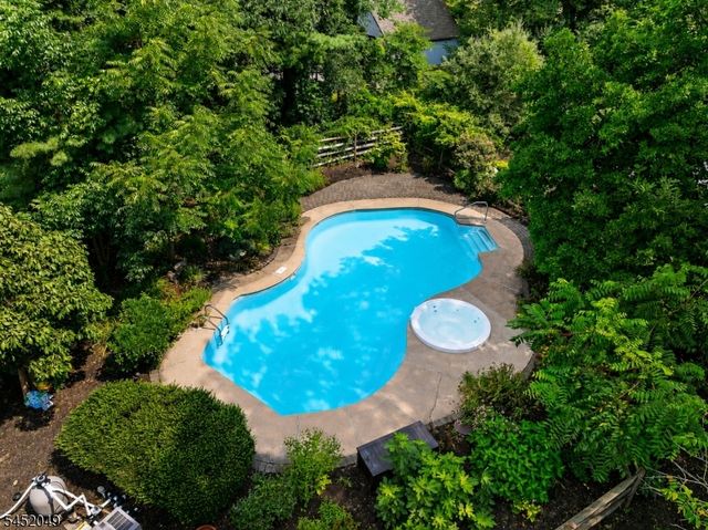 186 Fairview Rd, Montgomery Twp., NJ 08558