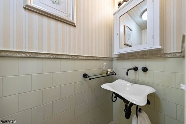 186 Fairview Rd, Montgomery Twp., NJ 08558