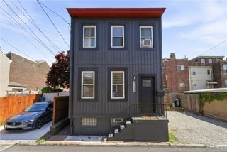 5258 Dresden Way, Lawrenceville, PA 15201
