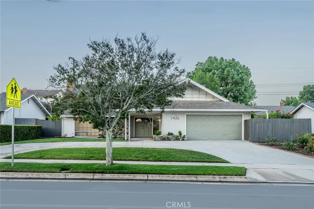1426 5th, Redlands, CA 92374