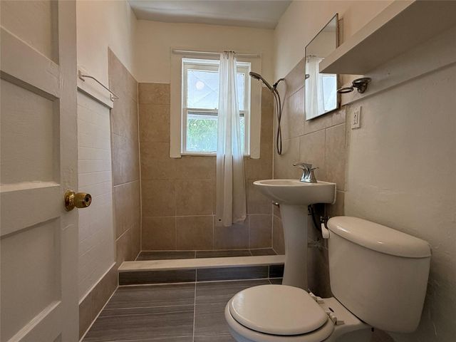 216 S 16th Avenue 7, Hollywood, FL 33020